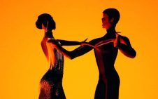 Tanz dich fit: Wie Tanzen deine Gesundheit verbessert Tanz dich fit: Wie Tanzen deine Gesundheit verbessert
